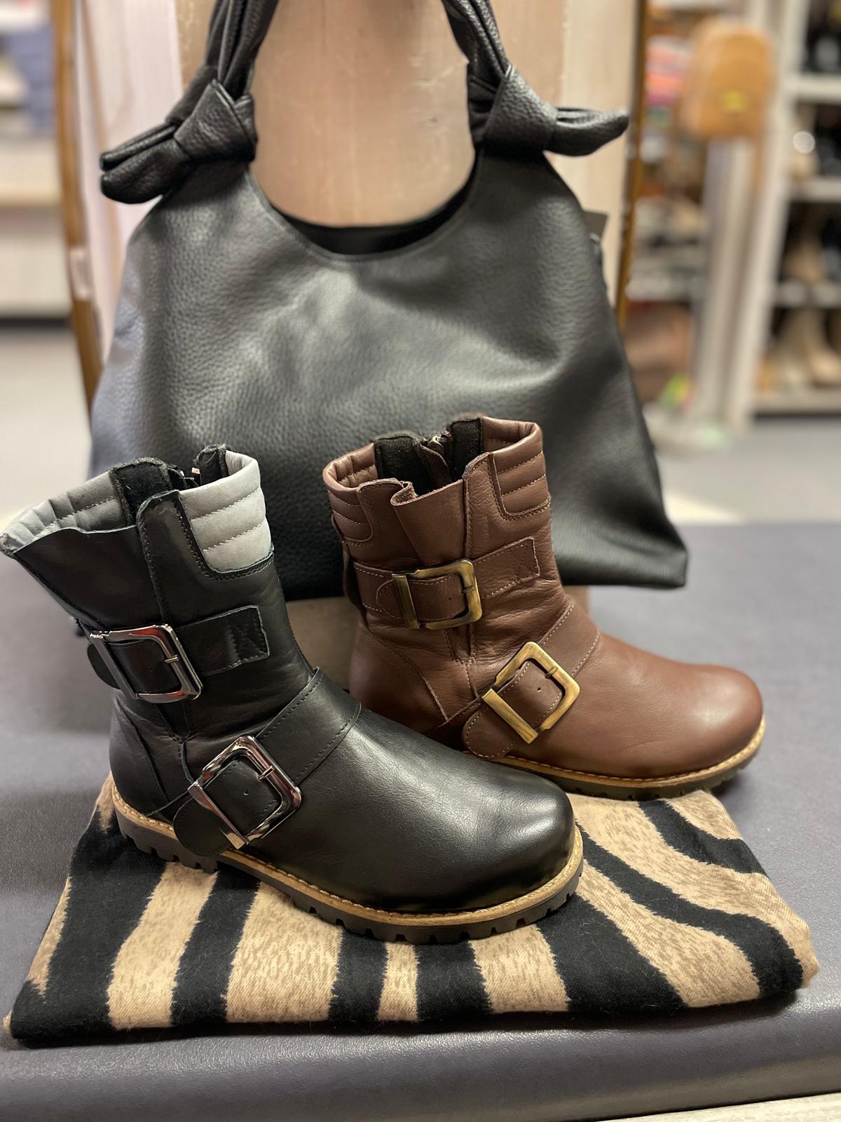Damenschuhe bei Schuhhaus Öfner in Zirl - Bild 45